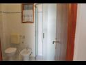 Appartements Snjeza - 80 m from beach: A1 Studio (4), A2 Apartman (2+2) Vir - Riviera de Zadar  - Appartement - A1 Studio (4): salle de bain W-C