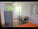 Appartements Mir - family apartments with garden terrace A1(4), A2(2) Zaton (Zadar) - Riviera de Zadar  - Studio appartement - A2(2): intérieur
