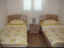 Appartements FRANE - family apartment A1 prizemlje(4+1), A2 kat(4+1) Zaton (Zadar) - Riviera de Zadar  - Appartement - A1 prizemlje(4+1): chambre &agrave; coucher