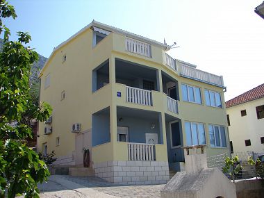 Appartements VP SA2(2), A3(3), A4(2+3), A5(3), A6(2+2) Stanici - Riviera de Omis 