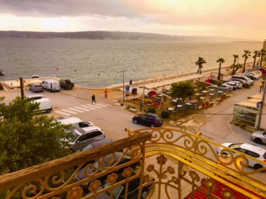 Appartements Nino - sea view: A1(4) Kastel Novi - Riviera de Split 