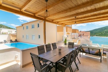 Appartements Lux 1 - heated pool: A1(4), A4(4) Marina - Riviera de Trogir 