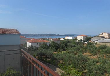 Appartements Luka - pet friendly A1(4+2) Seget Donji - Riviera de Trogir 