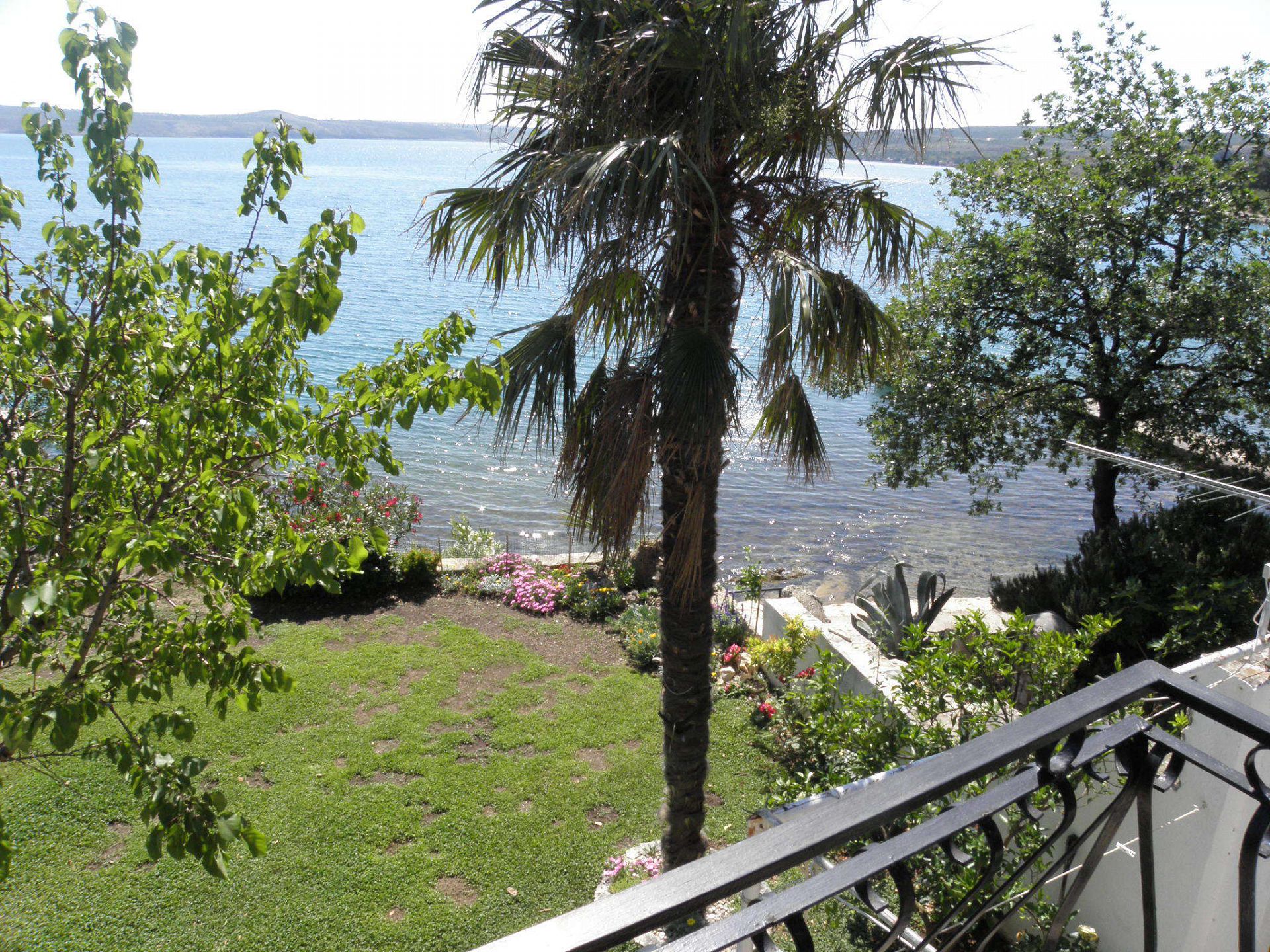 Appartements Vlatkica - 10 m from beach: A1 Vlatkica(4), A2 Lea(4) Maslenica - Riviera de Zadar 
