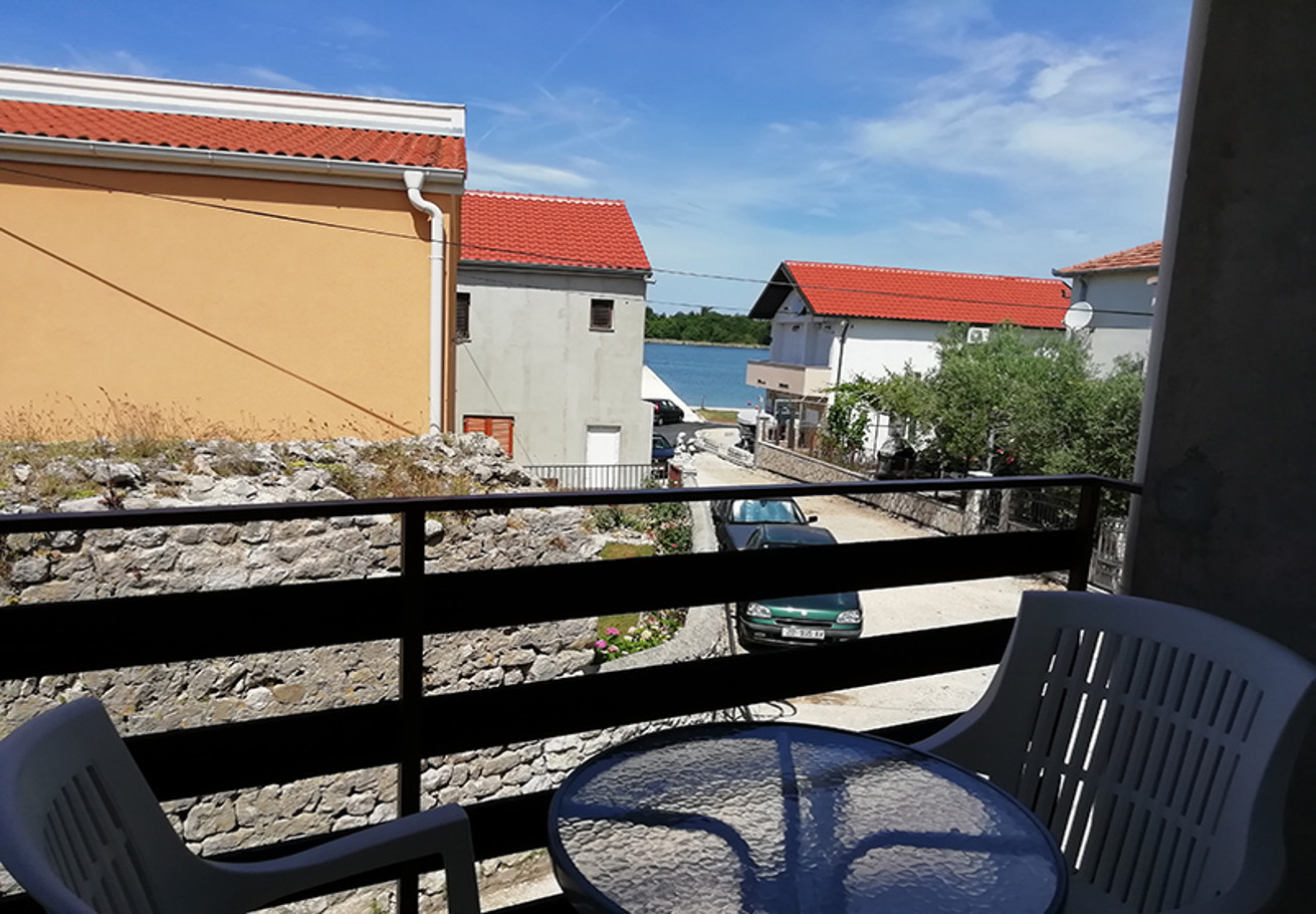 Appartements Ljilja 1 - with terrace : A1(6+2) Nin - Riviera de Zadar 
