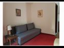 Appartements Maja  - affordable with parking: A2-Lukrecija(2+2), A3-Pandora(2+2), A4-Cleopatra(2+2) Biograd - Riviera de Biograd  - Appartement - A3-Pandora(2+2): séjour