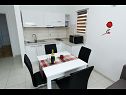 Appartements Renato - 150 m from beach: A1(2+2), A2(2+2) Sveti Filip i Jakov - Riviera de Biograd  - Appartement - A2(2+2): cuisine