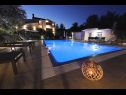 Maisons de vacances Villa Milka - heated pool: H(12) Sveti Filip i Jakov - Riviera de Biograd  - Croatie  - piscine