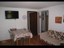 Appartements Dvor - 20 m from beach: A1(4+1) Turanj - Riviera de Biograd  - Appartement - A1(4+1): séjour