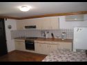 Appartements Dvor - 20 m from beach: A1(4+1) Turanj - Riviera de Biograd  - Appartement - A1(4+1): cuisine salle à manger