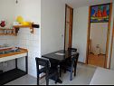 Appartements Brane - 150m from sea: A1(2+1), SA2(3), SA3(3), SA4(2), SA5(2), A6(2+1) Bol - Île de Brac  - Appartement - A1(2+1): cuisine salle à manger