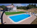 Maisons de vacances Nane Garden - house with pool : H(4+1) Mirca - Île de Brac  - Croatie  - piscine (maison et environs)
