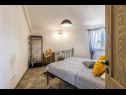 Maisons de vacances Mindful escape - luxury resort: H(4+1) Mirca - Île de Brac  - Croatie  - H(4+1): chambre &agrave; coucher