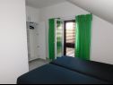 Appartements Coloured - apartments on island: A1 - plavi (4):, A2 -zeleni (4):, SA3 - studio (2+1):, A4 - bijeli (4+2): Povlja - Île de Brac  - Appartement - A4 - bijeli (4+2):: chambre &agrave; coucher