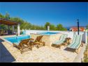 Maisons de vacances Kristiana - open swimming pool: H(7) Supetar - Île de Brac  - Croatie  - piscine