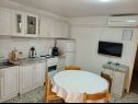 Appartements Smilja - great location: A1(6+1) Gornji-Pašike, A2(4+1) Donji-Pašike Supetar - Île de Brac  - Appartement - A2(4+1) Donji-Pašike: cuisine salle à manger
