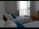 Appartements Mar - 50 m from beach: A1(4+1), A2(4+1), A3(4+1) Sutivan - Île de Brac  - Appartement - A3(4+1): chambre &agrave; coucher
