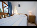 Appartements David - 20m from the beach with parking: A1(5), A2(5), A4(4) Arbanija - Île de Ciovo  - Appartement - A4(4): chambre &agrave; coucher