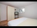 Appartements Žana - close to beach: A1(5+1) Veliki, A2(3) Mali Arbanija - Île de Ciovo  - Appartement - A2(3) Mali: chambre &agrave; coucher