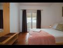 Appartements Bela2 - great location A1 B1(4), A2 C1(4), A3 D1(4+1) Mastrinka - Île de Ciovo  - Appartement - A2 C1(4): chambre &agrave; coucher