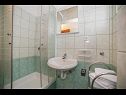 Appartements Miroslava - with pool: A1(4), A3(2+1), A4(5), A5(6+1) Okrug Gornji - Île de Ciovo  - Appartement - A3(2+1): salle de bains