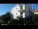 Appartements Marijica - 100m from the beach A1(4), A2(6) Okrug Gornji - Île de Ciovo  - maison