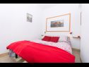 Appartements Duga - beachfront & seaview : A1(4+1), A2(4+1) Okrug Gornji - Île de Ciovo  - Appartement - A2(4+1): chambre &agrave; coucher