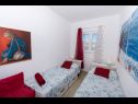 Appartements Duga - beachfront & seaview : A1(4+1), A2(4+1) Okrug Gornji - Île de Ciovo  - Appartement - A2(4+1): chambre &agrave; coucher