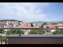 Appartements Eli - 70m from the beach: A1(4) Okrug Gornji - Île de Ciovo  - Appartement - A1(4): vue de la terrasse