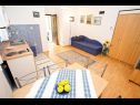 Appartements Miro - 300 m from sea: A1 Plavi(2+2), A2 Crveni(2+2), A3 Zeleni(2+2) Jadranovo - Riviera de Crikvenica  - Appartement - A1 Plavi(2+2): séjour