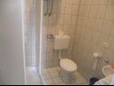 Appartements Marija - seaview: A1(2+1), A2(4), A3(2), A4(6+2) Novi Vinodolski - Riviera de Crikvenica  - Appartement - A2(4): salle de bain W-C