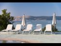 Maisons de vacances Roman - mobile homes with pool: H1 mobile home 1 (4+2), H2 mobile home 2 (4+2), H3 mobile home 3 (4+2), H4 mobile home 4 (4+2), H5 mobile home 5 (4+2) Selce - Riviera de Crikvenica  - Croatie  - piscine