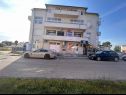 Appartements Turbo - with terrace, AC & WiFi: A1(2+2) Zapresic - Croatie continentale - maison