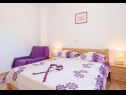 Appartements Ljuba - in center & close to the beach: A1(2+2), A2(2+2), A3(2+2), A4(2+2) Duba - Riviera de Dubrovnik  - Appartement - A1(2+2): chambre &agrave; coucher