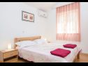 Appartements Ljuba - in center & close to the beach: A1(2+2), A2(2+2), A3(2+2), A4(2+2) Duba - Riviera de Dubrovnik  - Appartement - A4(2+2): chambre &agrave; coucher