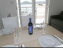 Appartements At the sea - 5 M from the beach : A1(2+3), A2(2+2), A3(8+2), A4(2+2), A5(2+2), A6(4+1) Klek - Riviera de Dubrovnik  - Appartement - A5(2+2): salle &agrave; manger