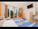 Appartements Orange - garden terrace : SA1(2+1) Banjole - Istrie  - Studio appartement - SA1(2+1): chambre &agrave; coucher