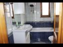 Appartements Marina A1(5) Medulin - Istrie  - Appartement - A1(5): salle de bain W-C
