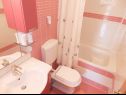 Appartements Sam - central with pool: A1 I kat(4+1), A2 II kat(4+1) Medulin - Istrie  - Appartement - A2 II kat(4+1): salle de bain W-C