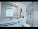 Maisons de vacances Regent - exclusive location: H(4+2) Rovinj - Istrie  - Croatie  - H(4+2): salle de bains