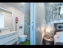 Maisons de vacances Regent - exclusive location: H(4+2) Rovinj - Istrie  - Croatie  - H(4+2): salle de bain W-C
