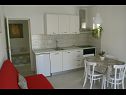 Appartements Robert - 5m from the sea: A1(2+1), A2(4+2) Brna - Île de Korcula  - Appartement - A1(2+1): cuisine salle à manger