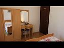 Appartements True SA1(2), A2(6) Malinska - Île de Krk  - Appartement - A2(6): chambre &agrave; coucher
