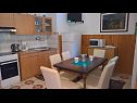 Appartements True SA1(2), A2(6) Malinska - Île de Krk  - Appartement - A2(6): cuisine salle à manger