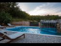 Maisons de vacances Priroda H(4+2) Vrbnik - Île de Krk  - Croatie  - H(4+2): piscine