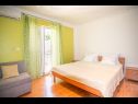 Appartements Anđelko - air conditioning: A1(6+2), A2(6+2) Baska Voda - Riviera de Makarska  - Appartement - A2(6+2): chambre &agrave; coucher