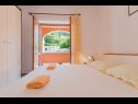 Appartements Ruze - 200 m from sea : A1(6+1), A2(8+1) Brela - Riviera de Makarska  - Appartement - A1(6+1): chambre &agrave; coucher