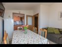 Appartements Ruze - 200 m from sea : A1(6+1), A2(8+1) Brela - Riviera de Makarska  - Appartement - A2(8+1): cuisine salle à manger