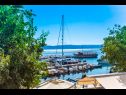 Appartements et chambres Hope - 30m to the sea & seaview: R1(3), R3(3), A2(3), A4(4) Brela - Riviera de Makarska  - vue sur la mer (maison et environs)