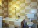 Appartements Biljana - 150m from beach: A1(2+1), A2(2+2), A3(5), A4(2+2) Gradac - Riviera de Makarska  - Appartement - A4(2+2): salle de bain W-C